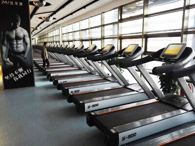 草莓视频APP在线下载深圳客戶開設健身房案例